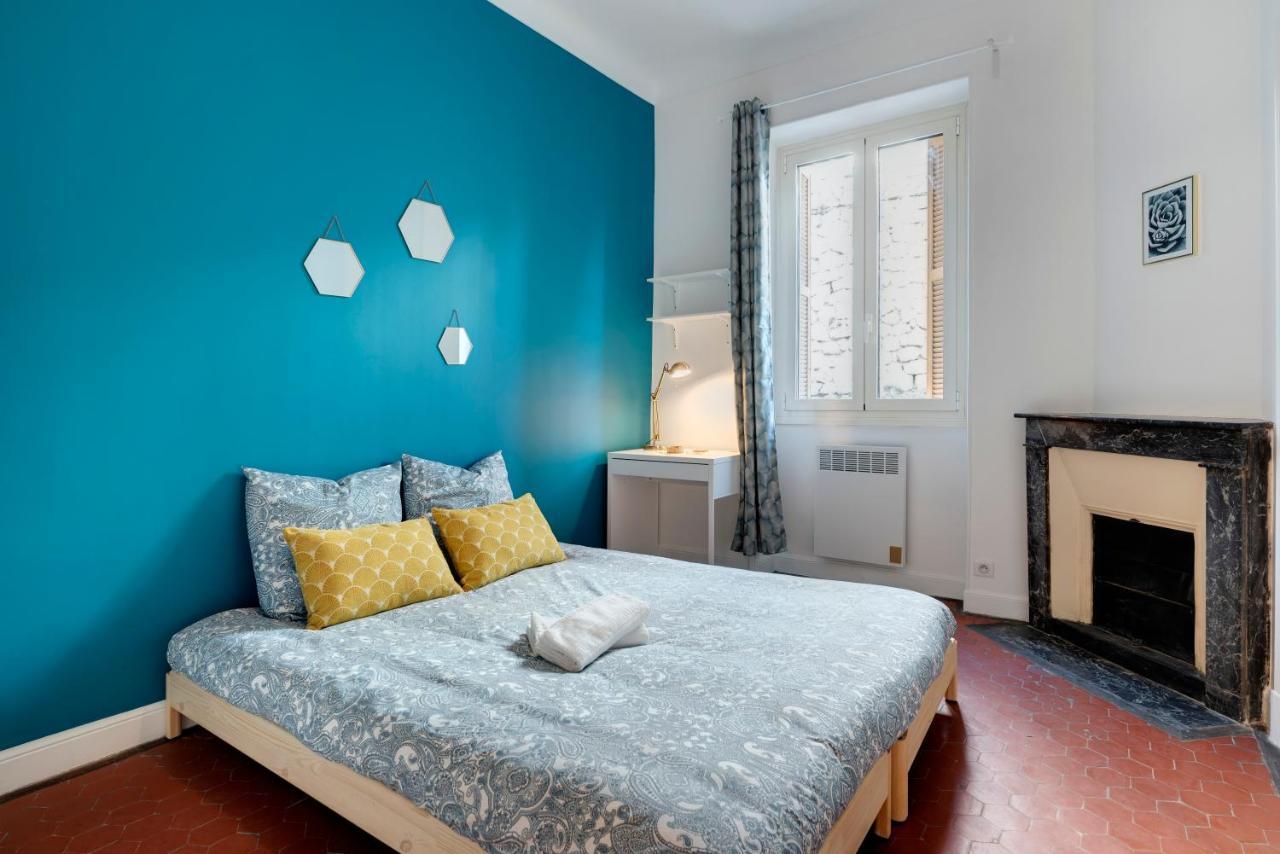 Cosy And Trendy 3 Bedrooms Train Tramway Apartment *
